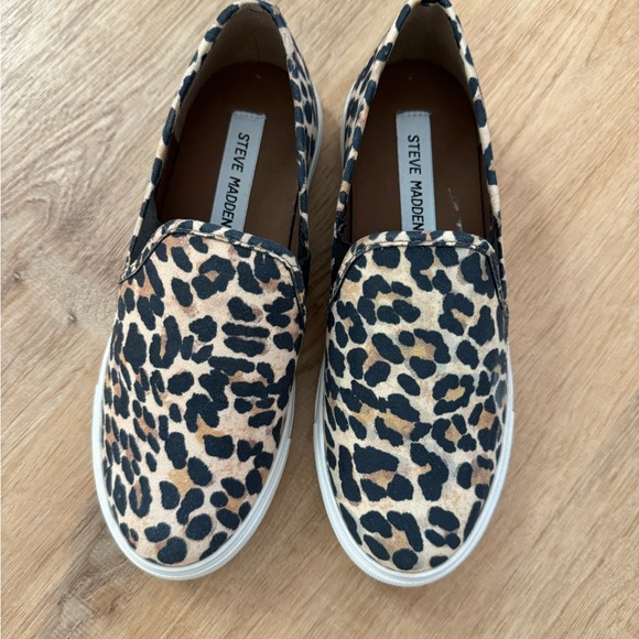 Steve Madden leopard print sneakers. Womens size 6. Used once! - Picture 2 of 3